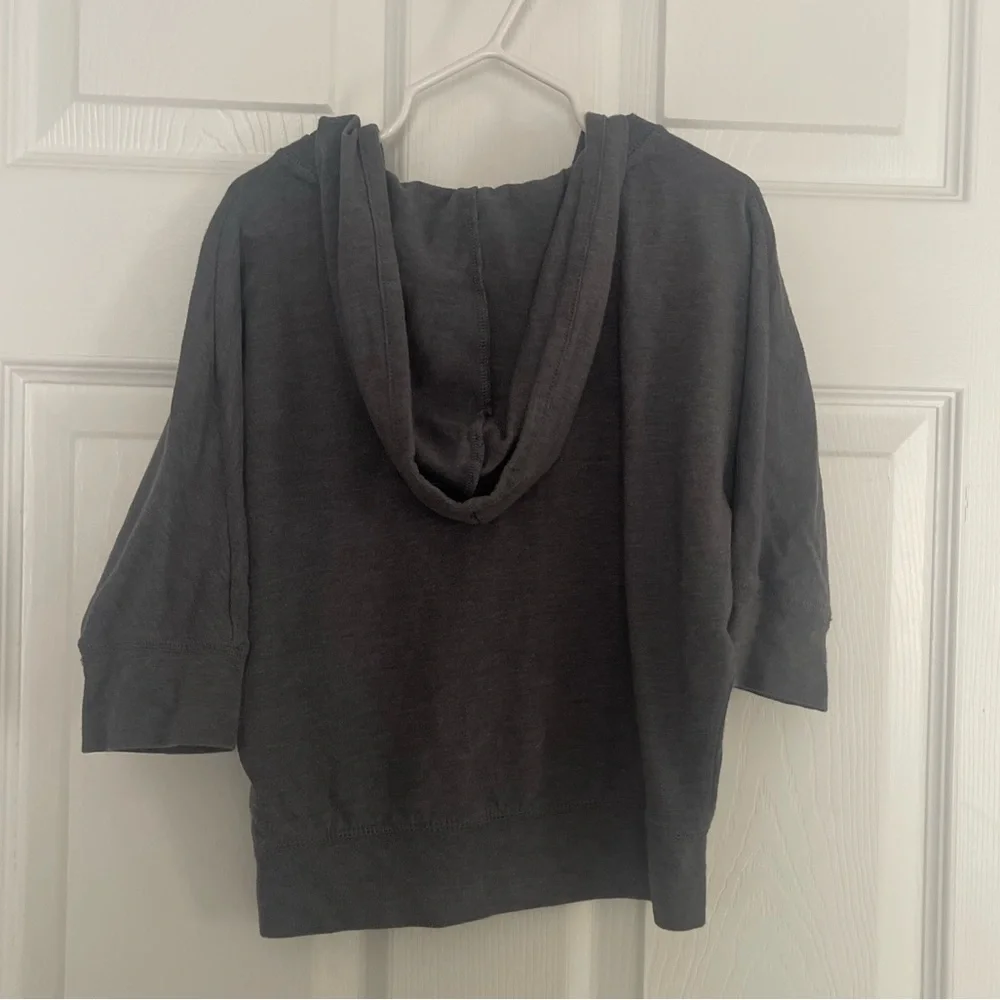 Old Navy hooded tee
